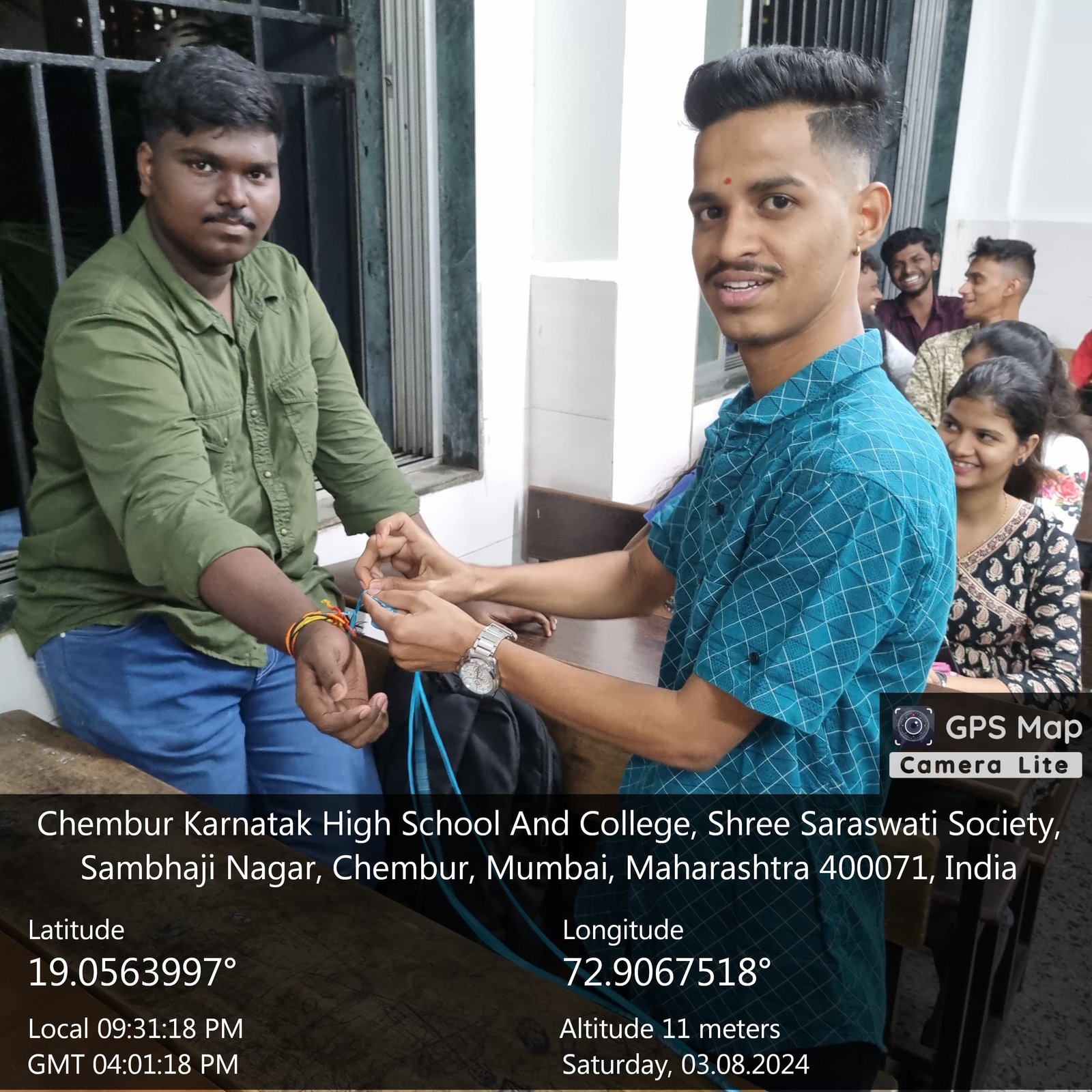 Chembur Karnataka Night College Sharing and Caring